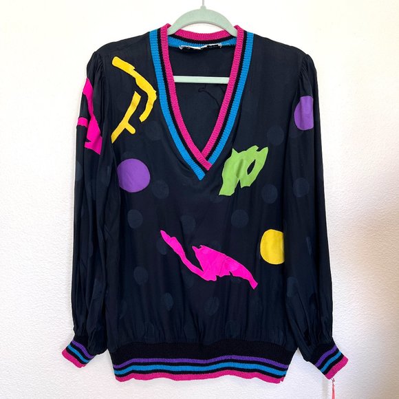 NWT 90's Silk Eclectic Pullover V-Neck Shirt - Size 12 - Unisex Y2K - Picture 1 of 13